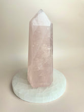 Load image into Gallery viewer, Rose Quartz Tower (RQT4)