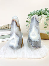 Load image into Gallery viewer, Druzy Agate Obelisk Crystals Sydney Australia