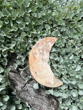 Load image into Gallery viewer, Crazy lace agate Moon (CLM10)