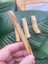 Load image into Gallery viewer, Palo Santo