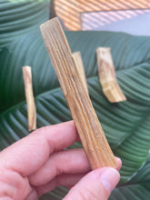 Load image into Gallery viewer, Palo Santo