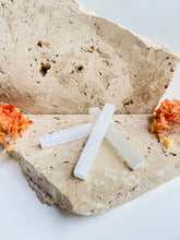 Load image into Gallery viewer, Selenite rod 10cm