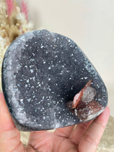 Load image into Gallery viewer, Unique Amethyst (UA1)