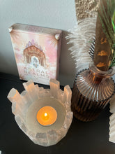 Load image into Gallery viewer, Selenite tea light holders