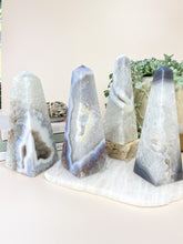 Load image into Gallery viewer, Druzy Agate Obelisk Tower Crystals Sydney Australia