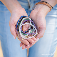 Load image into Gallery viewer, Clear Quartz healing gem bracelet