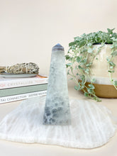 Load image into Gallery viewer, Druzy Agate Obelisk Tower Crystals Sydney Australia