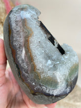 Load image into Gallery viewer, Unique Amethyst (UA3)