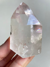 Load image into Gallery viewer, Clear Quartz medium generator (CQM4)