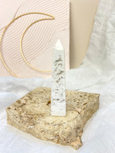 Load image into Gallery viewer, White PLume Druzy Agate Tower Crystals Sydney Australia