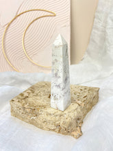Load image into Gallery viewer, White PLume Druzy Agate Tower Crystals Sydney Australia
