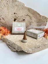 Load image into Gallery viewer, Incense dhoop cones - white sage
